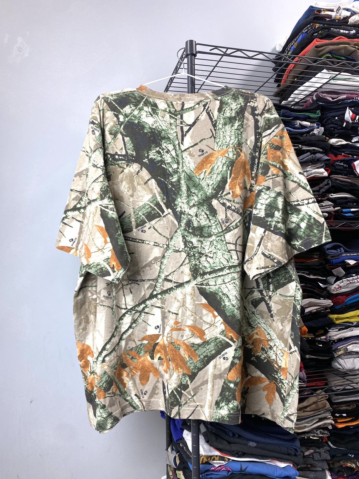 Vintage Vintage Real Tree Camouflage Camo T Shirt Hype Size US XXL / EU 58 / 5 - 7 Thumbnail