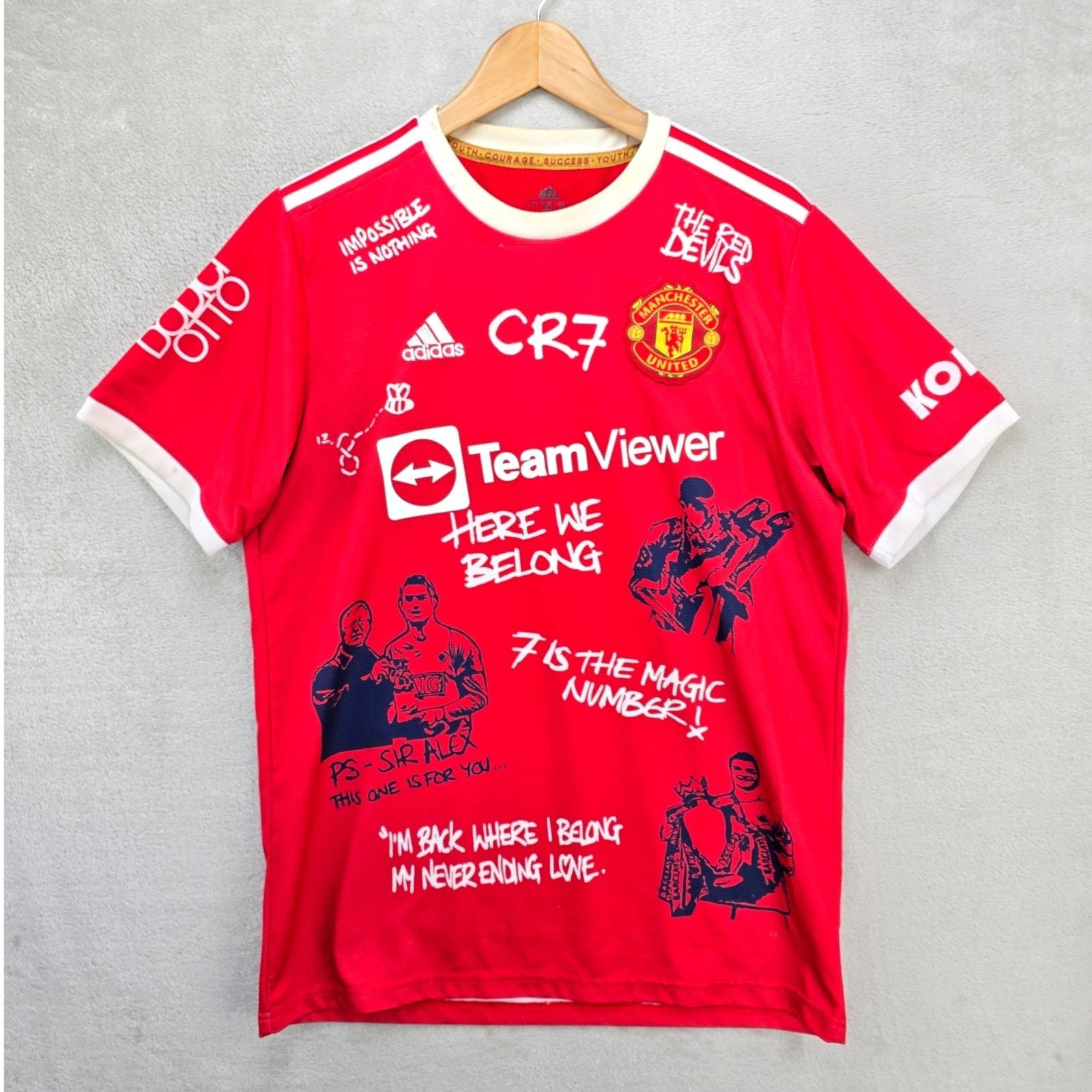 Adidas Manchester United Jersey Large Cristiano Ronaldo Return Size US L / EU 52-54 / 3 - 1 Thumbnail