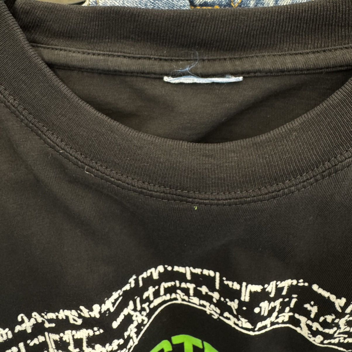Vintage Vintage 1999 Alien tee Size US XL / EU 56 / 4 - 5 Thumbnail