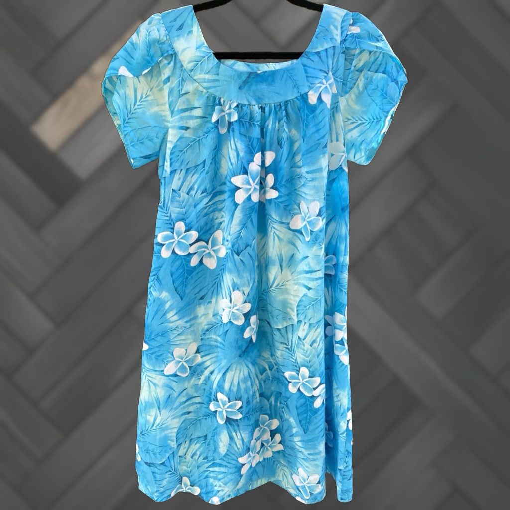 Vintage VINTAGE Royal Creations Made In Hawaii Muumuu Mumu Hawaiian Dress Tiki Aloha Size M Blue Cotton Blend Floral Sun/Beach Hawaiian M Womens Size M / US 6-8 / IT 42-44 - 1 Thumbnail