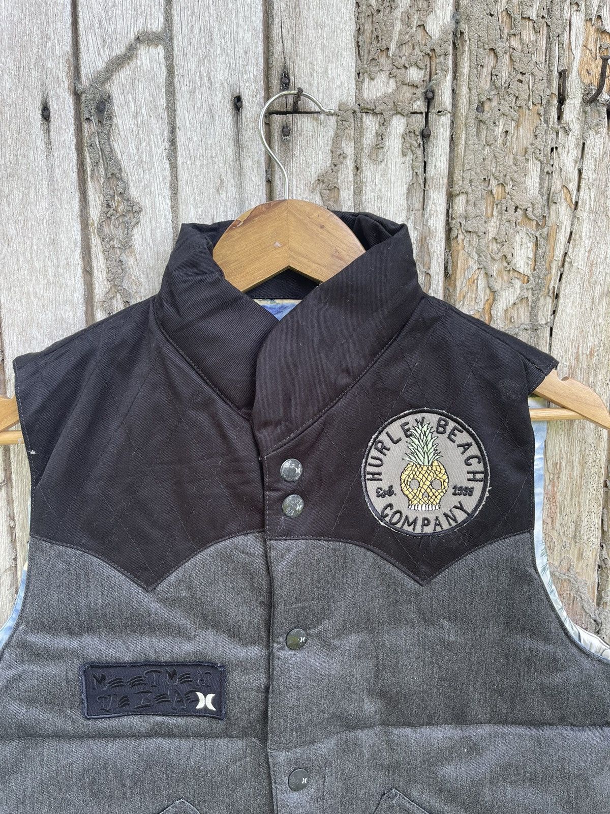 Hurley × Vintage Vintage Hurley Vest w/ Tropical Print Lining (Y2K) Size US S / EU 44-46 / 1 - 2 Thumbnail