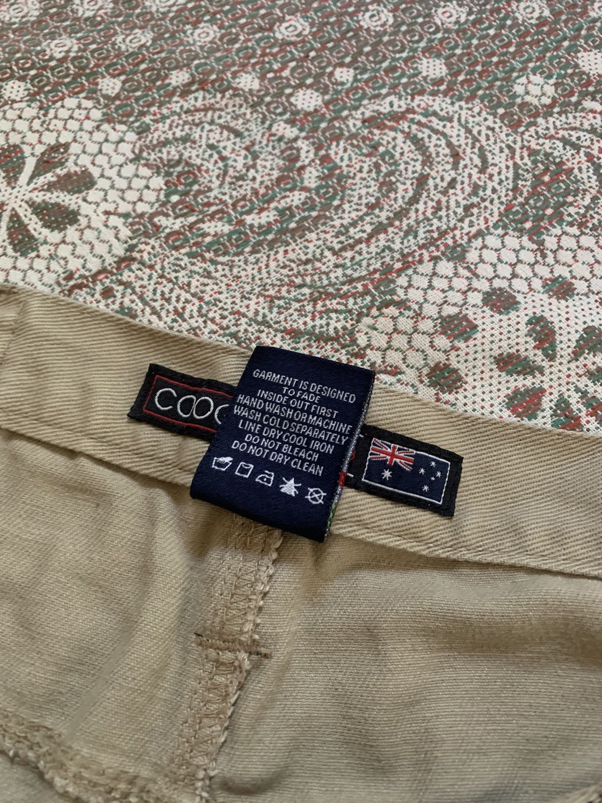Coogi × Vintage Coogi vintage shorts cargo 69 streetwear Size US 34 / EU 50 - 14 Thumbnail