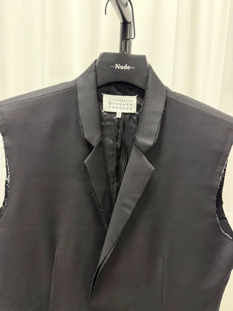 Maison Margiela Masion margiela Destroy the fur-trimmed vest blazer Size 48R - 4 Thumbnail