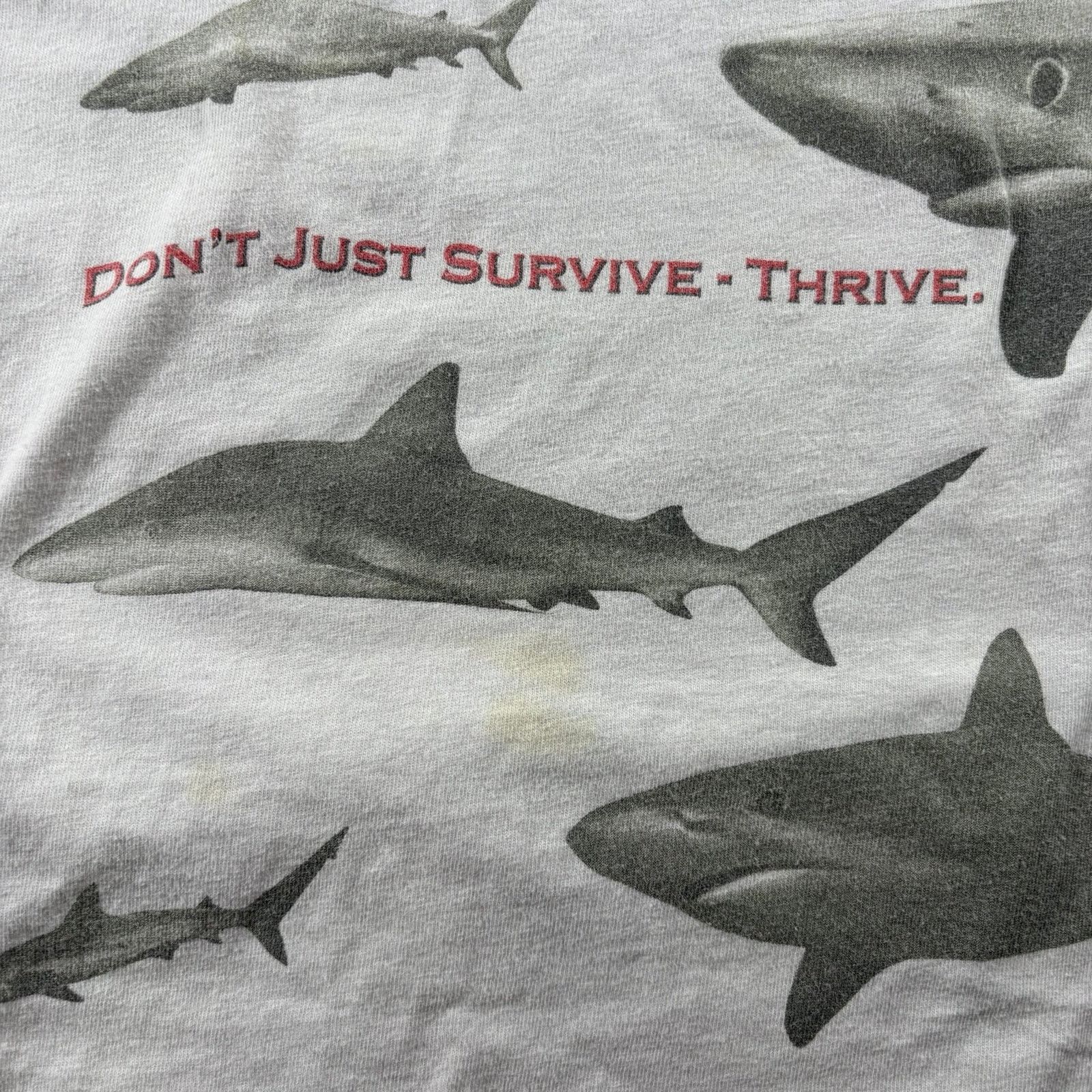 Hanes Vintage 90s shark AOP tee Size US XL / EU 56 / 4 - 6 Thumbnail