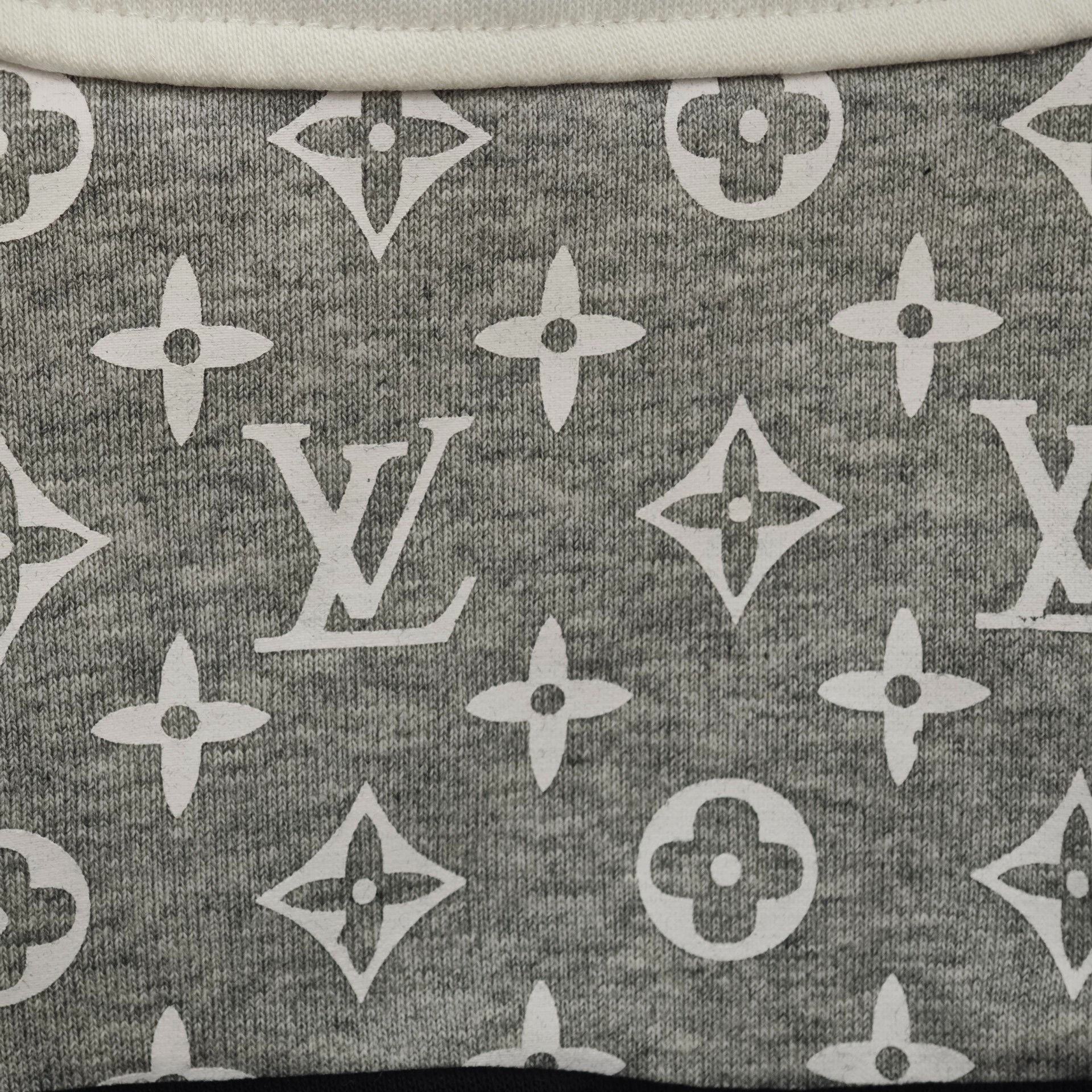 Louis Vuitton Louis Vuitton lv White Full Alphabet Hoodie Nextarrow-2412 Size US XS / EU 42 / 0 - 6 Thumbnail