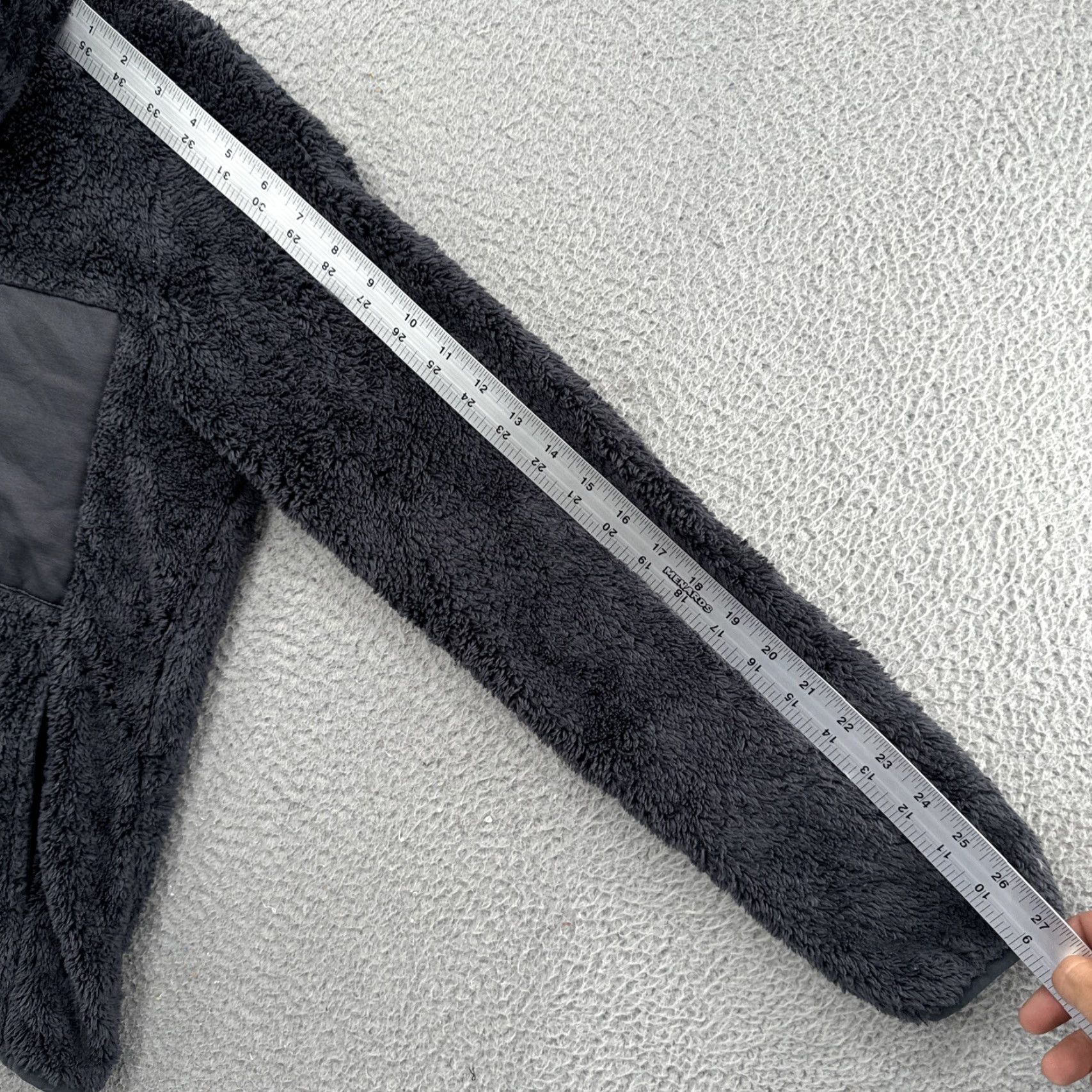 Vintage VINTAGE Columbia Women’s Fleece Jacket Full Zip Outdoor Gray M Size M / US 6-8 / IT 42-44 - 5 Thumbnail