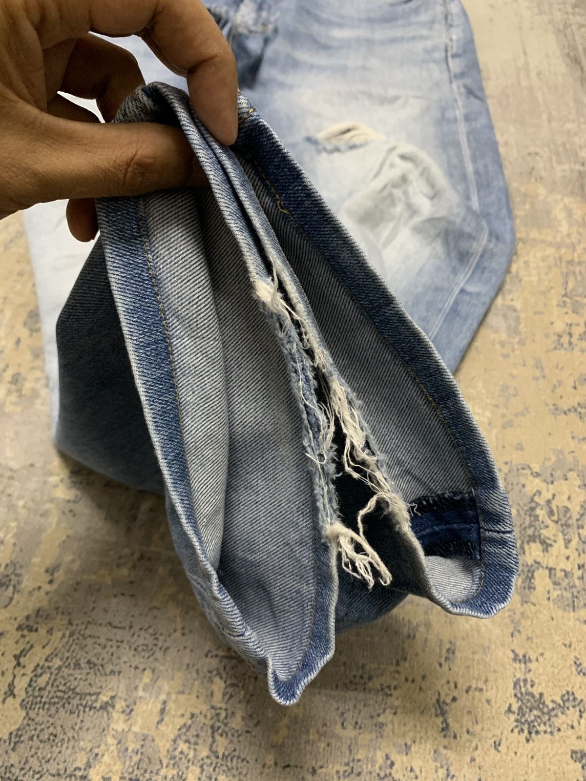 Levi's VTG Y2K Levi’s 505 Straight Leg Denim Jeans Distressed Faded Size US 33 - 6 Thumbnail