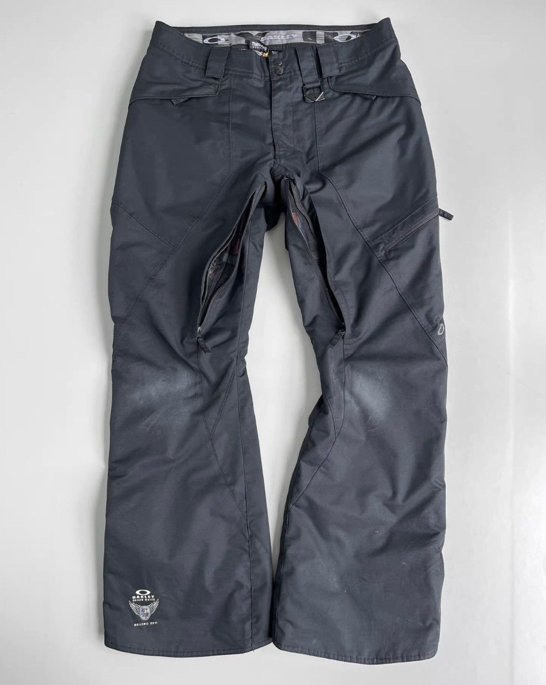 image of Oakley Vintage Pants Ss00 in Navy, Men's (Size 34)