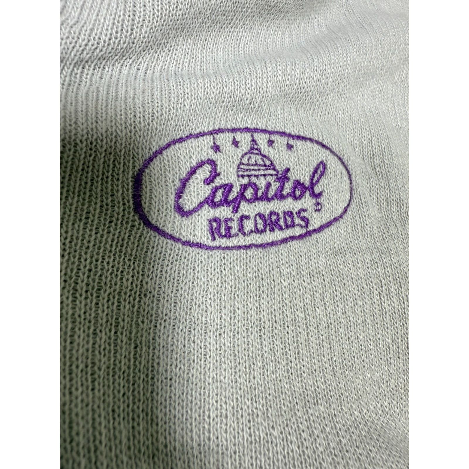 Vintage VINTAGE Cap Records Capitol Records Large 2000 Promo Pullover T-Shirt Mens L Grey Graphic Print 2000s Promo Merch Size US L / EU 52-54 / 3 - 4 Thumbnail