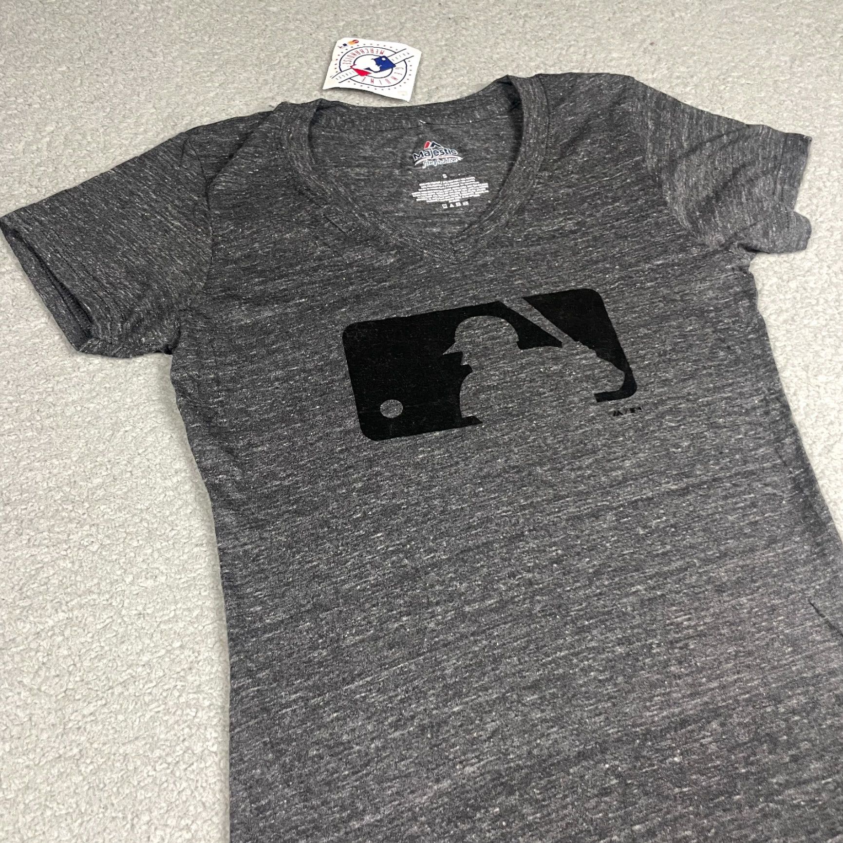 MLB MLB Baseball T-Shirt Women S Gray Red Short Sleeve V-Neck Graphic Logo All Seasons Mens? Ladies? Wait. Size S / US 4 / IT 40 - 4 Thumbnail