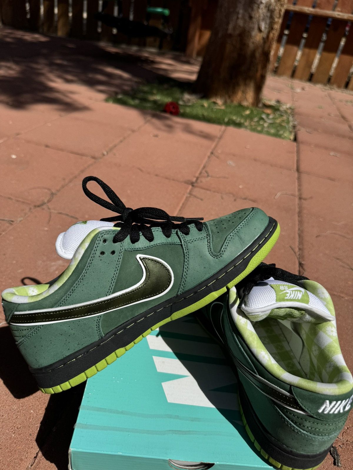 Nike Nike size 8.5 Green lobster dunk sb low Size US 8.5 / EU 41-42 - 6 Thumbnail