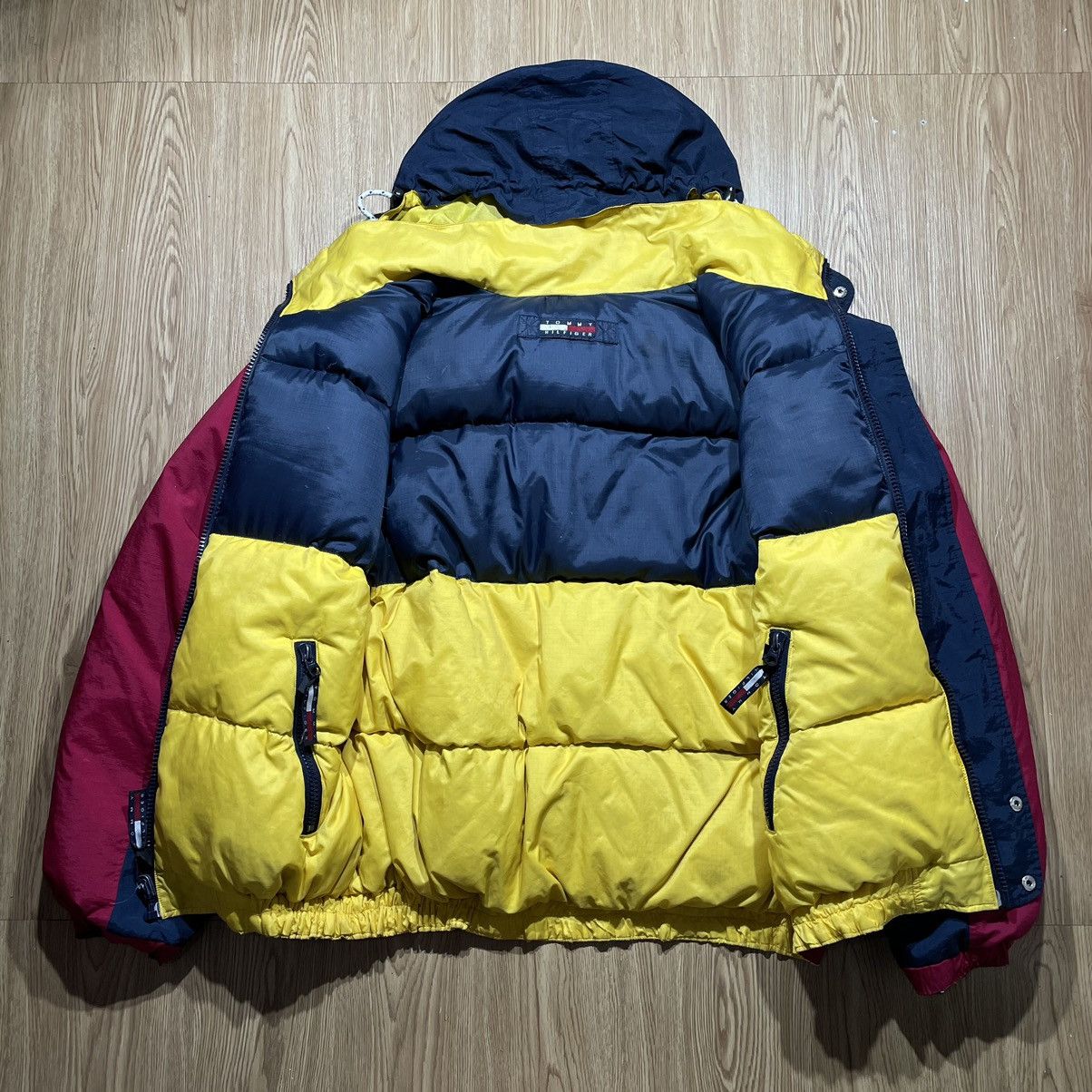 Tommy Hilfiger × Vintage Puffer Tommy Hilfiger Vintage 90’s Big Logo Reversible Size US XL / EU 56 / 4 - 16 Thumbnail