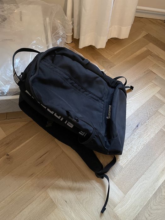 Supreme backpack hotsell ss18 black