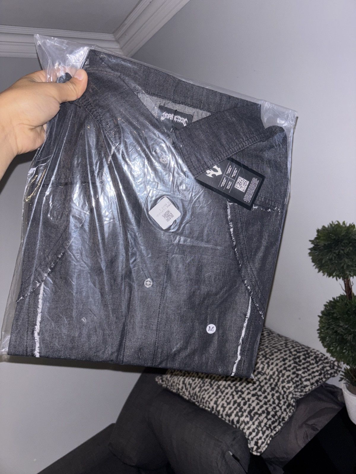 Other DISTRESSED COLLARED SHIRT BLACK Size US M / EU 48-50 / 2 - 2 Thumbnail