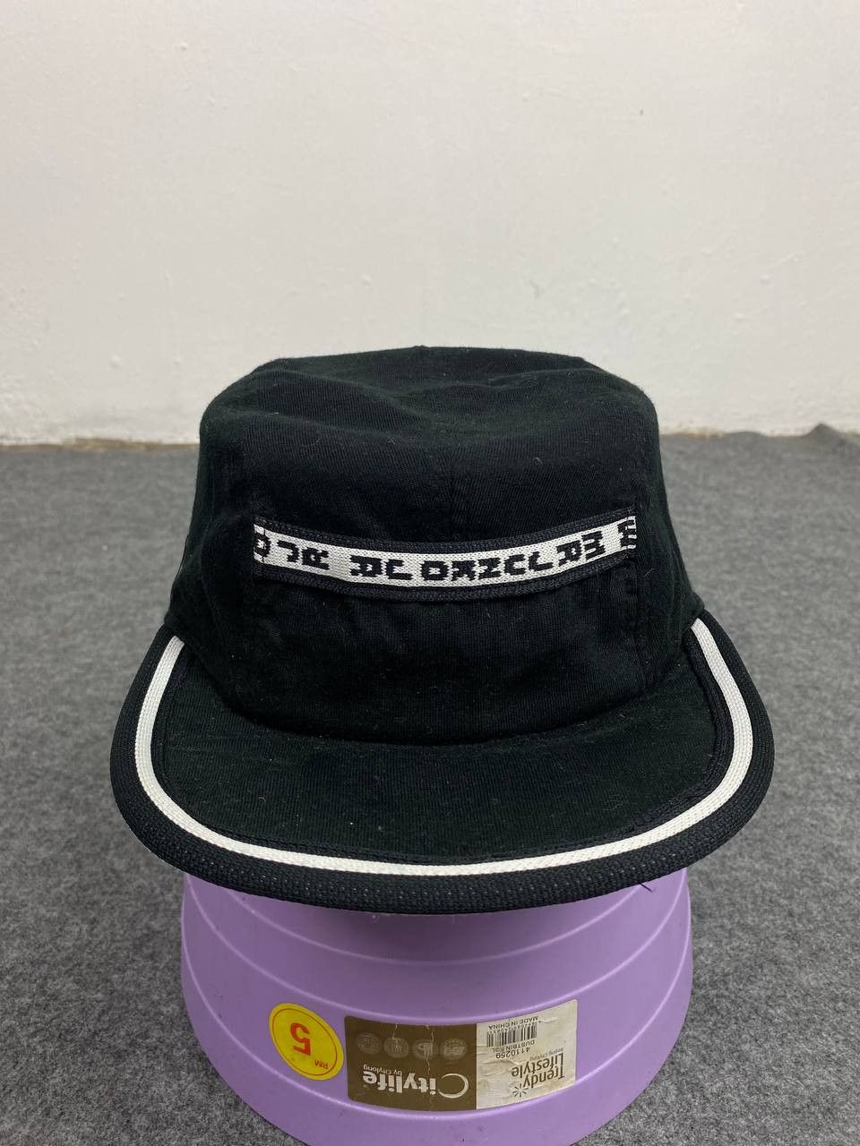 Japanese Brand × Mr. Junko vintage mr junko five panel snapback cap nice design Size ONE SIZE - 1 Thumbnail
