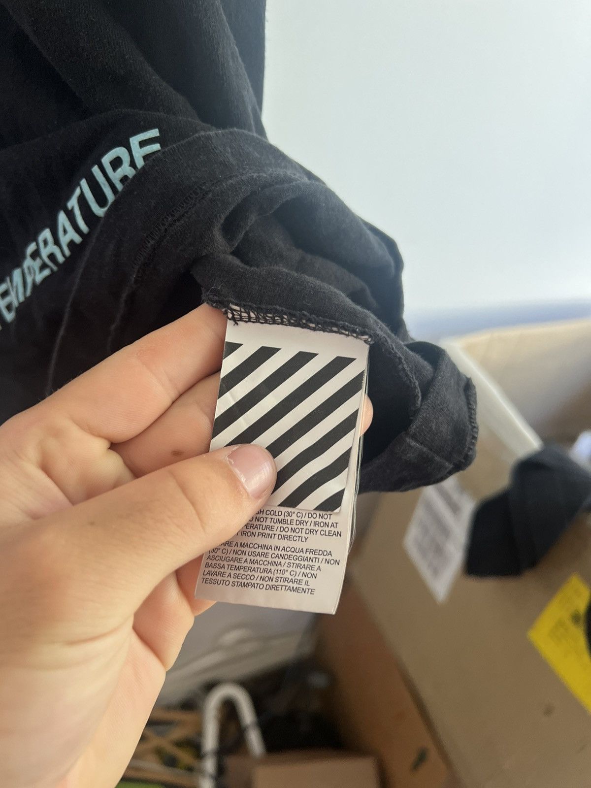 Off-White Off white temperature TEE Size US S / EU 44-46 / 1 - 9 Thumbnail