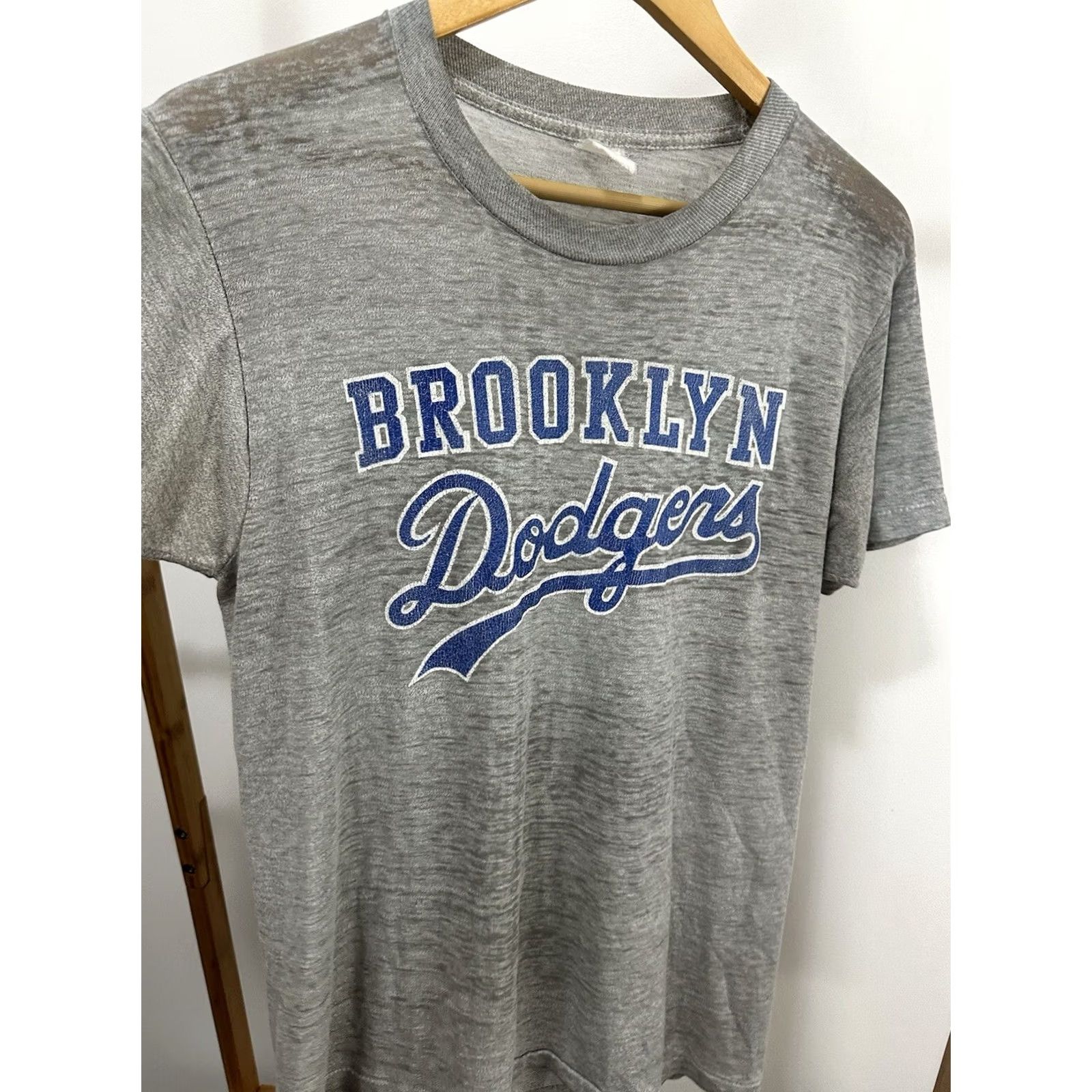 MLB VTG 80s Brooklyn Dodgers MLB Super Paper Thin Burnout Worn Gray T-Shirt Size M Size US M / EU 48-50 / 2 - 5 Thumbnail