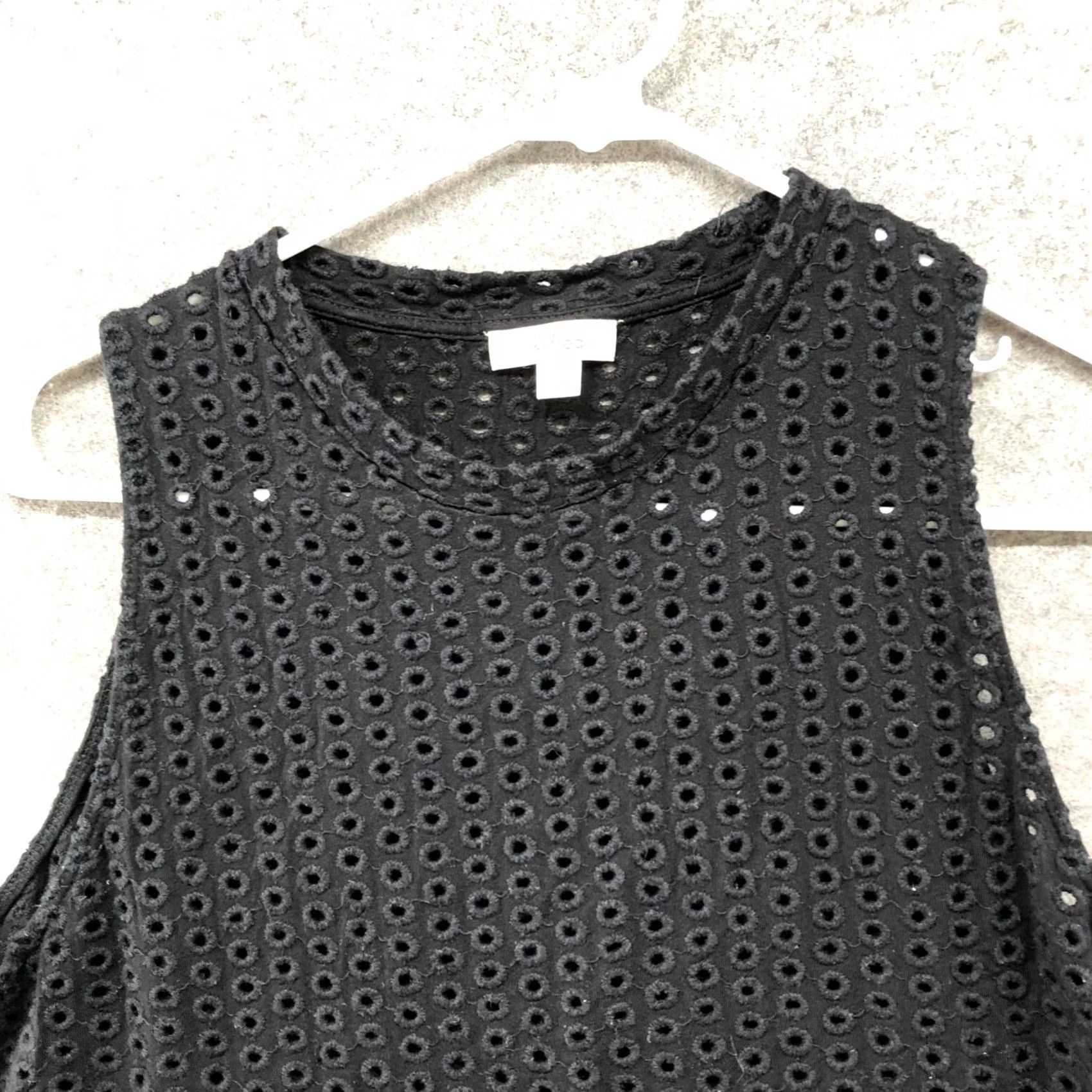 Vintage Wilfred Aritzia Top Womens XS Black Sleeveless Eyelet Peplum Blouse Tank Size XS / US 0-2 / IT 36-38 - 3 Thumbnail