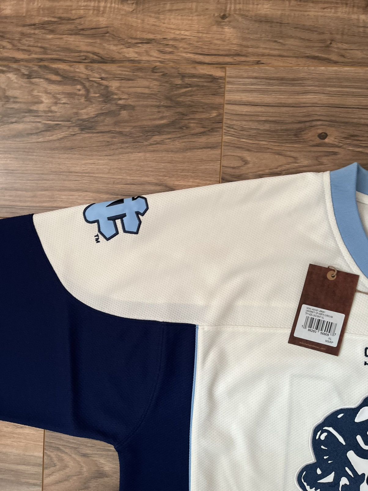Mitchell & Ness × NCAA × Supreme Supreme Mitchell & Ness NCAA Hockey Jersey Size US XL / EU 56 / 4 - 12 Thumbnail