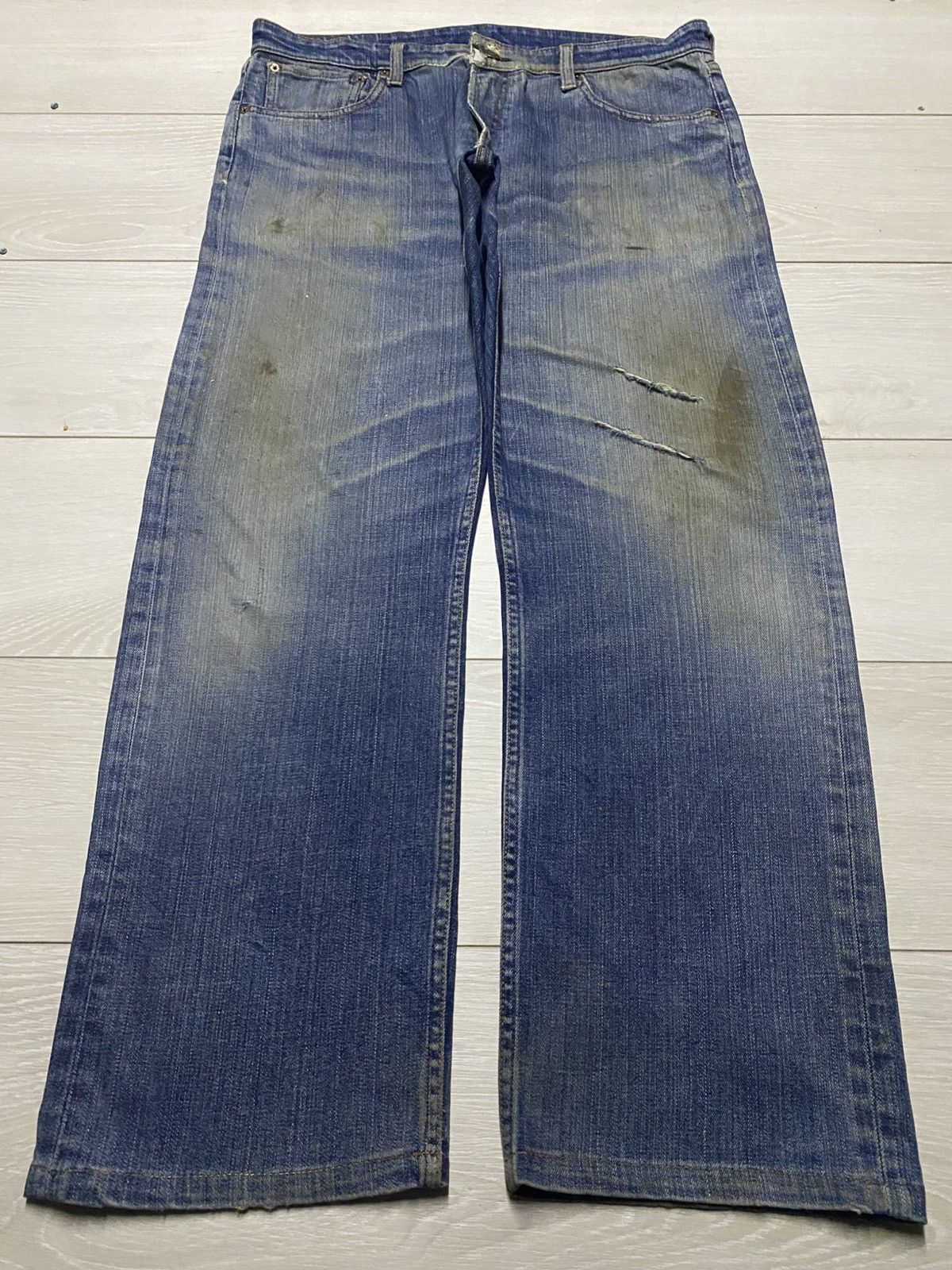 Japanese Brand Vintage Japanese Brand Mud Wash Distressed Baggy Jeans Size US 36 / EU 52 - 1 Thumbnail