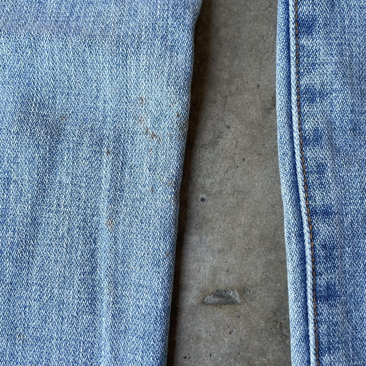 Wrangler 🔥Vintage Wrangler Stoned Washed Ripped Distress Denim Jeans Size US 33 - 8 Thumbnail