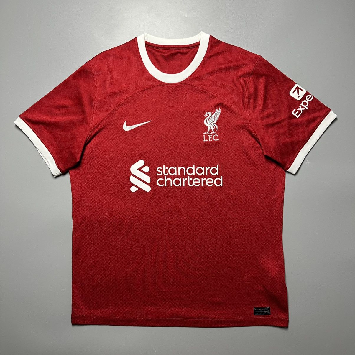 Nike LIVERPOOL NIKE 2023/2024 SOCCER HOME JERSEY #8 SZOBOSZLAI Size US L / EU 52-54 / 3 - 2 Thumbnail