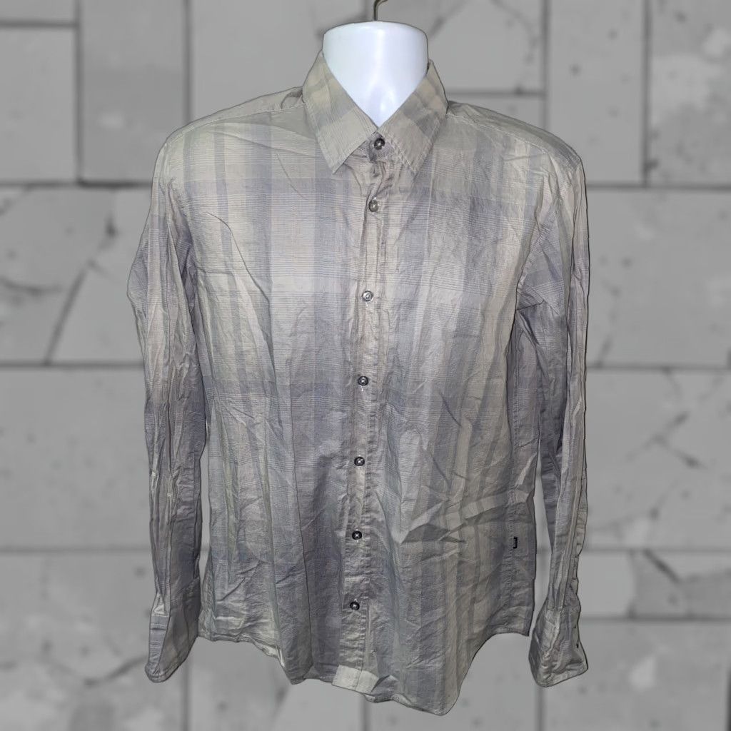 Hugo Boss HUGO BOSS Shirt Mens Gray Regular Long Sleeve Size L Button-Down Collar Plaid Cotton Button-Up Regular Fit Size US L / EU 52-54 / 3 - 1 Thumbnail