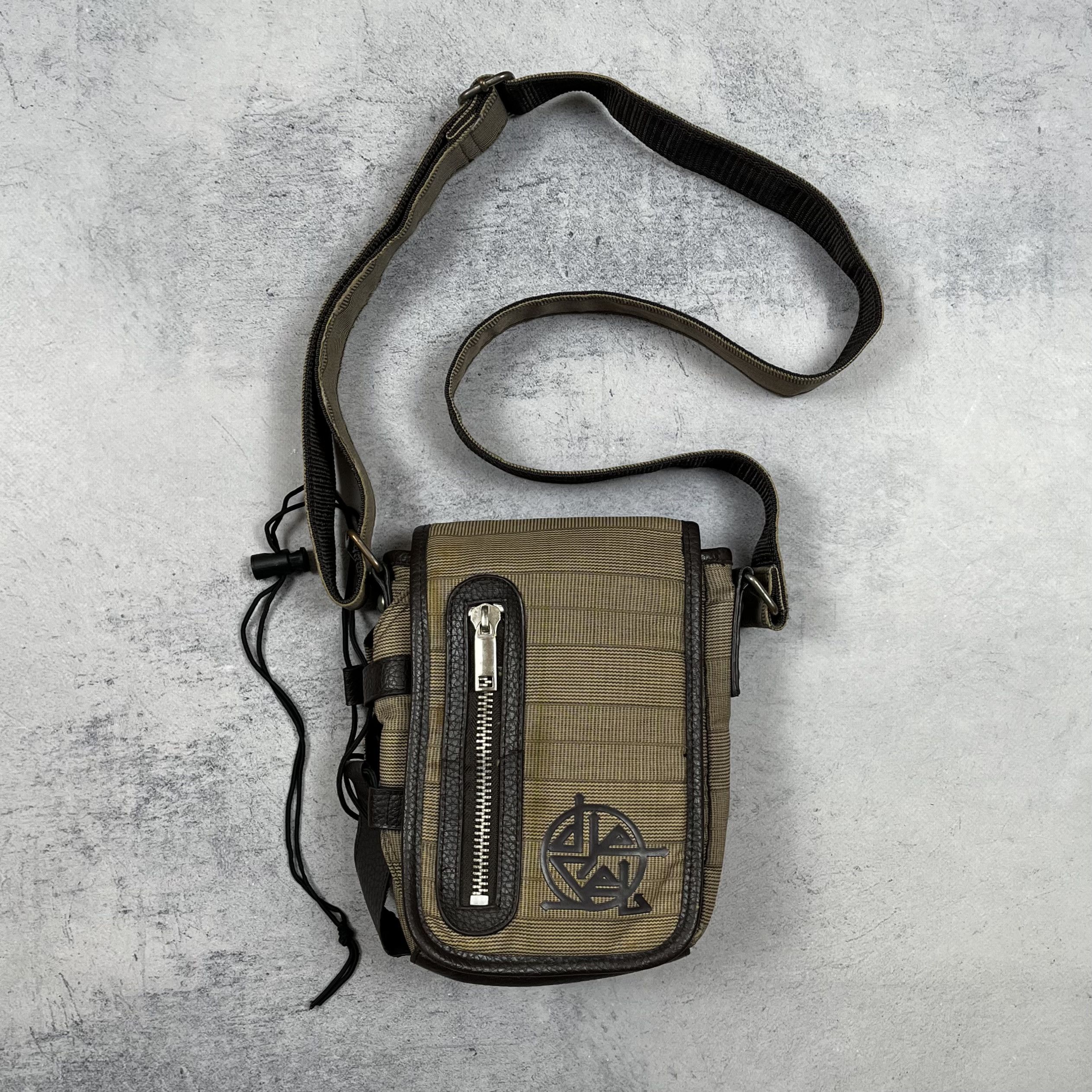 Diesel Vintage Diesel Avant-Garde Shoulder Bag 2000’s Size ONE SIZE - 2 Thumbnail