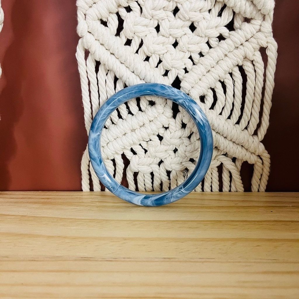 Vintage Vintage Marbled Acrylic Bangle Bracelet Blue Size ONE SIZE - 2 Thumbnail