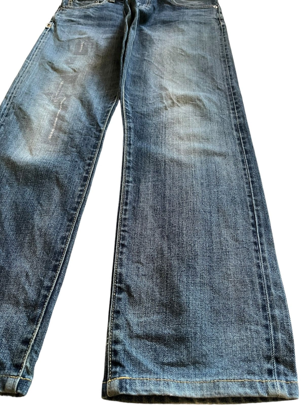 Uniqlo SALES🔥Vintage Japanese Uniqlo Selvedge Faded Wash Jeans Size US 31 - 8 Thumbnail