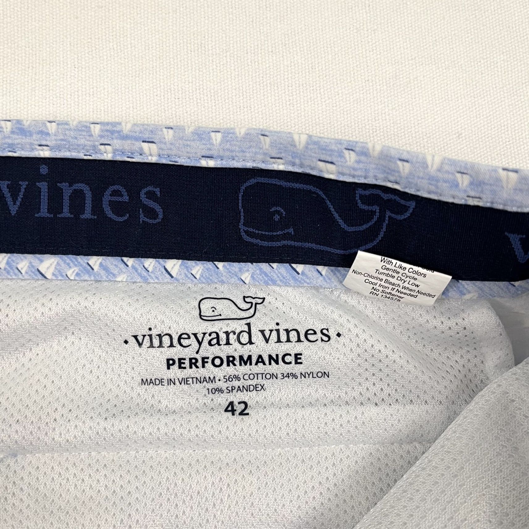 Vineyard Vines Vineyard Vines Performance Shorts Lot x 2 Mens Sz 42 / 8.5" Blue Nautical Preppy Shirt? Size US 42 / EU 58 - 2 Thumbnail