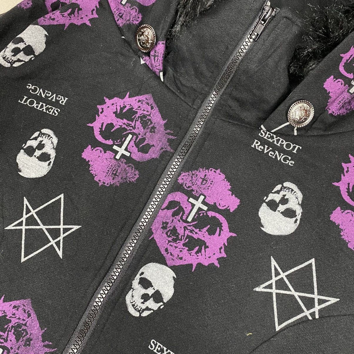 If Six Was Nine × Japanese Brand × KMRii Sexpot Revenge Skulls Satanic Fur Zip Hoodie Size US L / EU 52-54 / 3 - 9 Thumbnail
