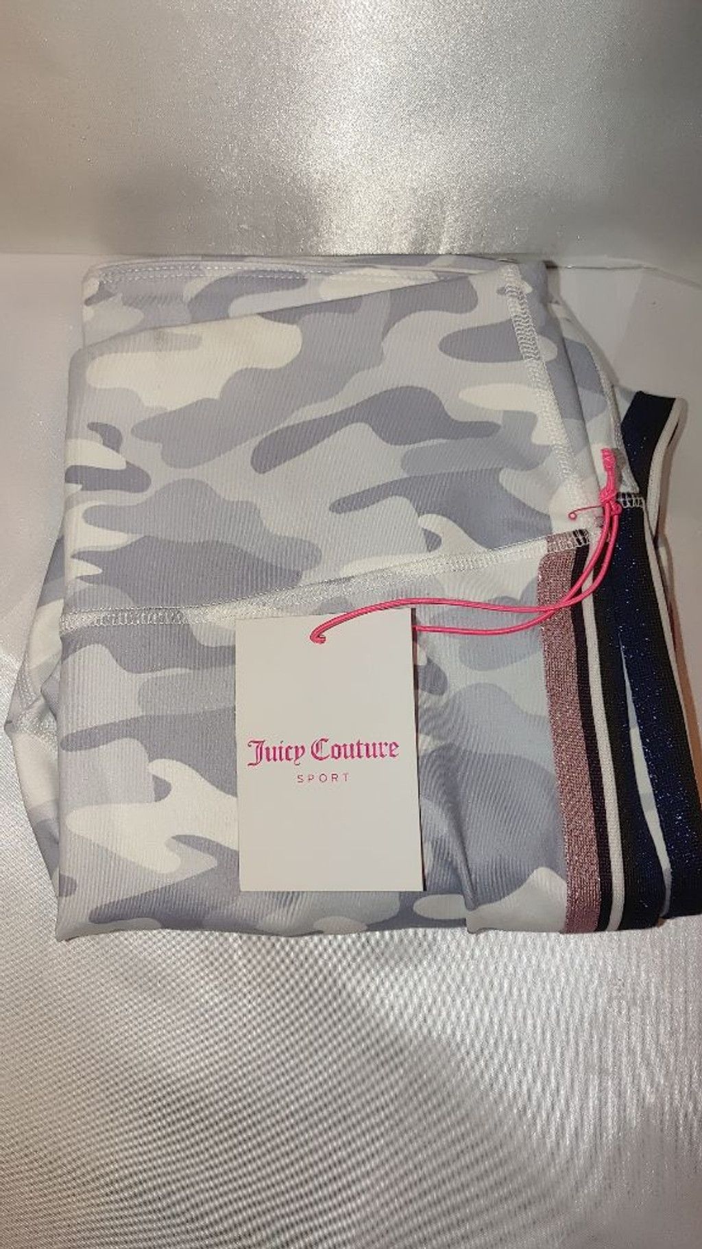 Juicy Couture Juicy Couture Sport High Waisted Leggings Size L Size 30" / US 8 / IT 44 - 2 Thumbnail