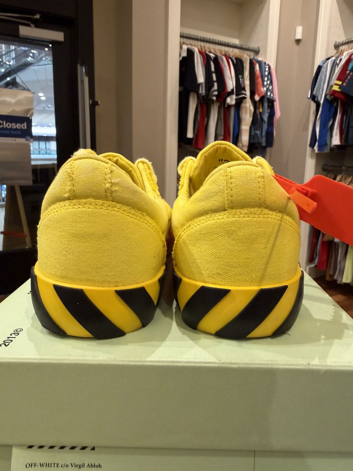 Off-White Off-White Low Top Sneakers Size US 6 / IT 36 - 3 Thumbnail