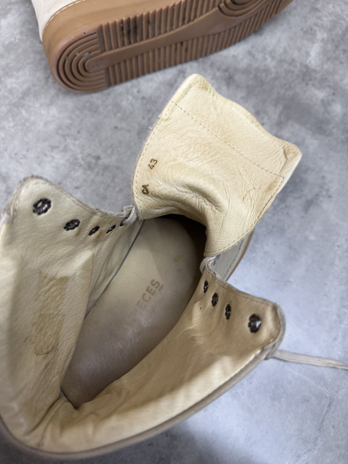 Filling Pieces Filling Pieces Beige Leather High Top Sneakers Size 43 Size US 10 / EU 43 - 9 Thumbnail