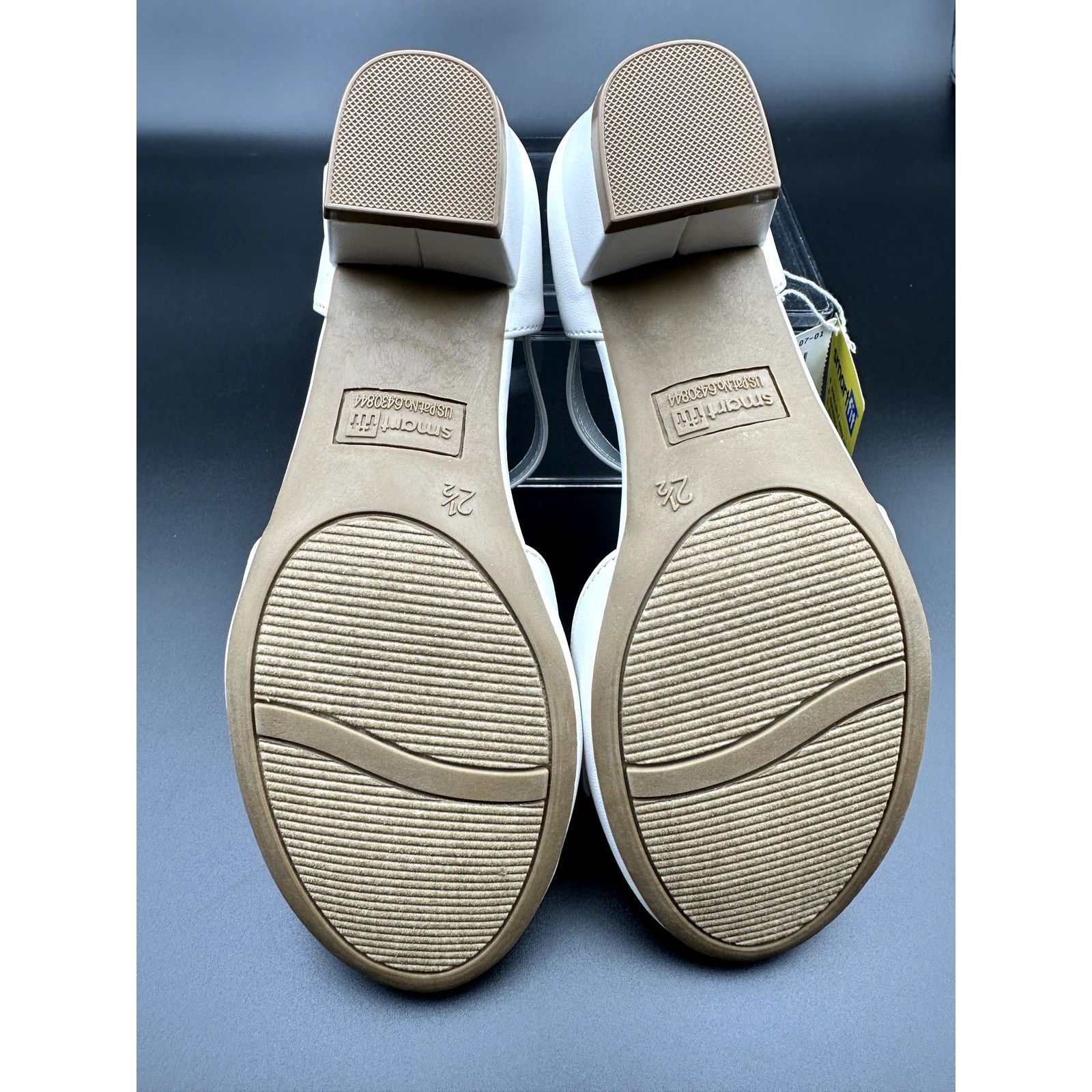 Other Smart Fit Cici Youth Girls White Floral Heel Shoes Size:2.5 Size US 4 / IT 34 - 5 Thumbnail