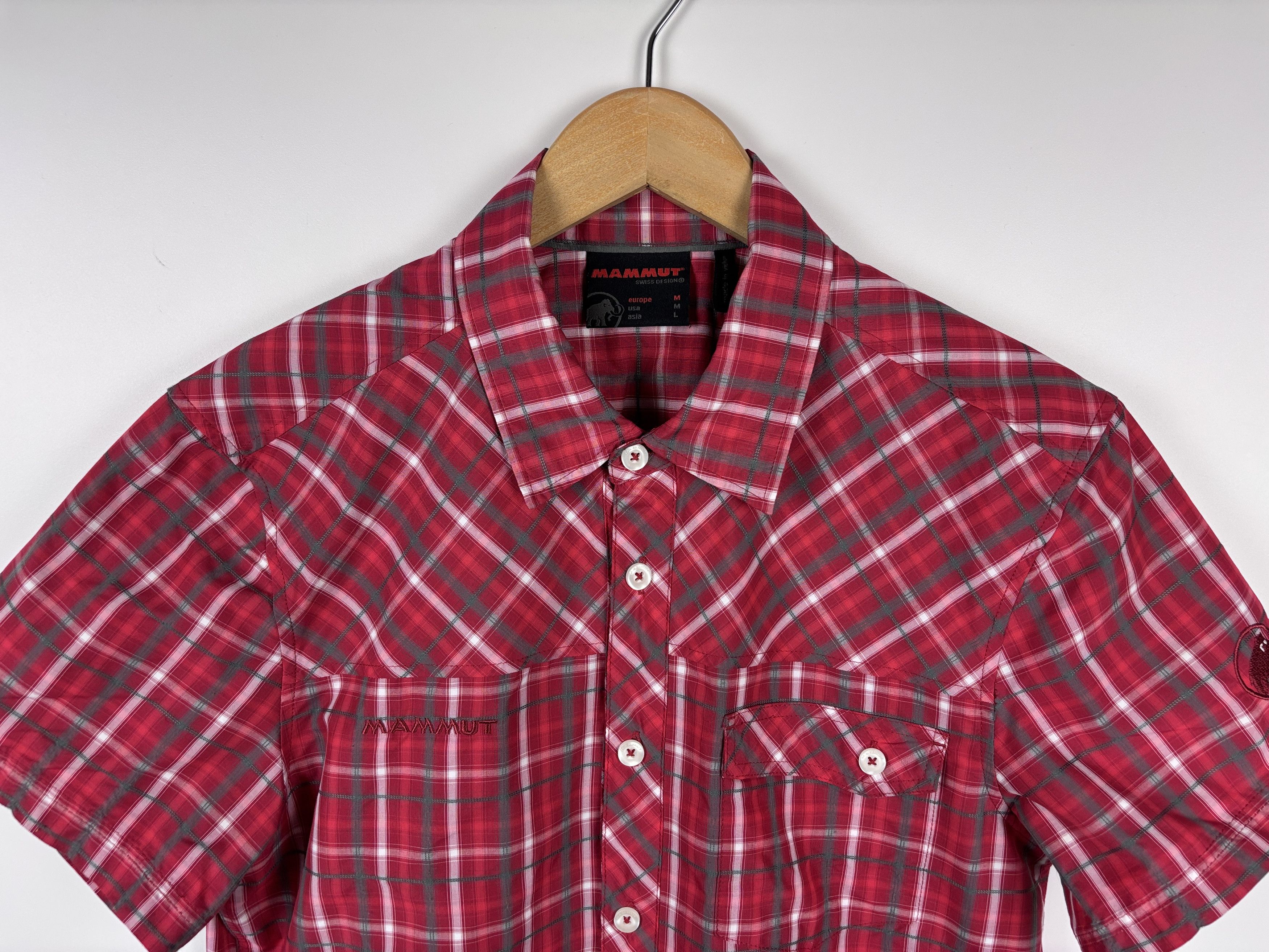 Mammut Mammut Short Sleeve Check Shirt Red Outdoor Hiking Size M Size US M / EU 48-50 / 2 - 2 Thumbnail