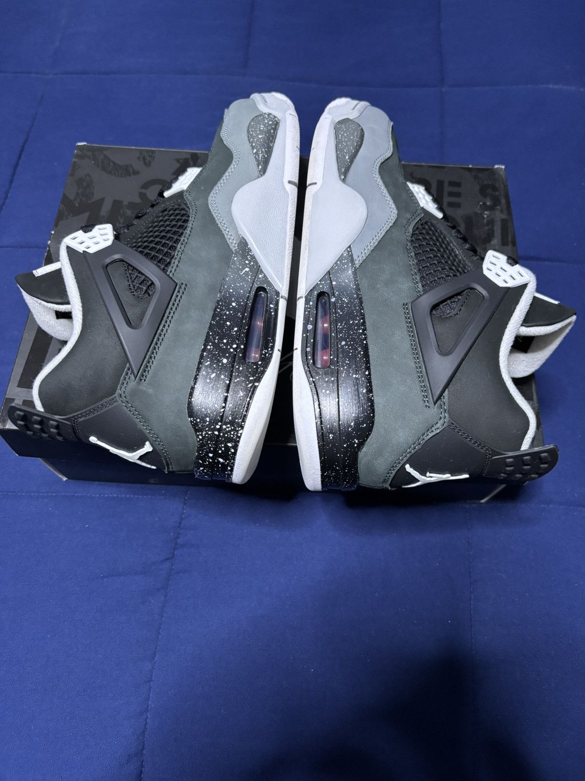 Jordan Brand Jordan 4 Retro Fear 2024 Size 9.5 Size US 9.5 / EU 42-43 - 2 Thumbnail