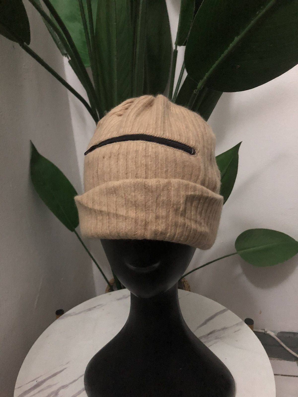 Japanese Brand × Vintage BEANIE HAT COME ZIPPER Size ONE SIZE - 1 Thumbnail