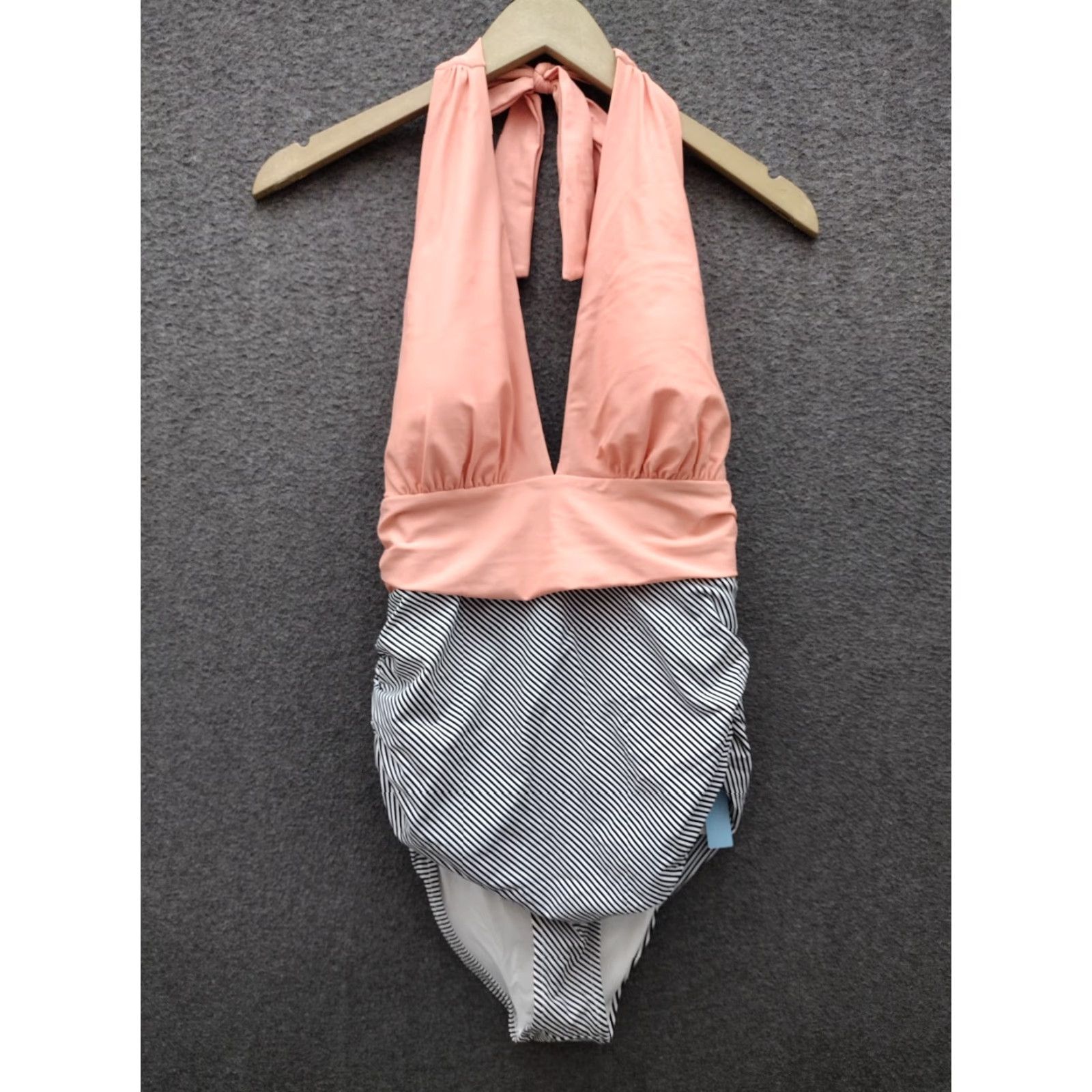 Vintage Cupshe Women's XL Pink Halter Plunging Neck Ruched One Piece Swimsuit Size ONE SIZE - 2 Thumbnail