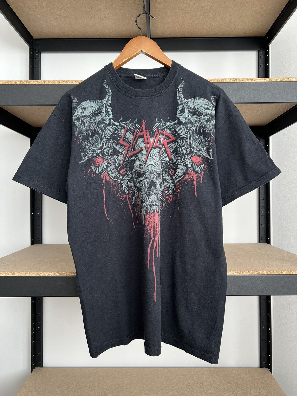 Band Tees Vintage 2009 Slayer Skull Metal Band Y2k Black T-shirt Size US L / EU 52-54 / 3 - 1 Thumbnail