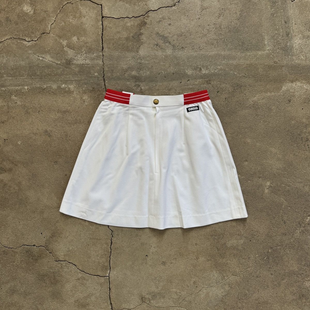 Japanese Brand Vintage Yamaha Japan Tennis White Mini Skirt Size 25" / US 0 / IT 36 - 1 Thumbnail