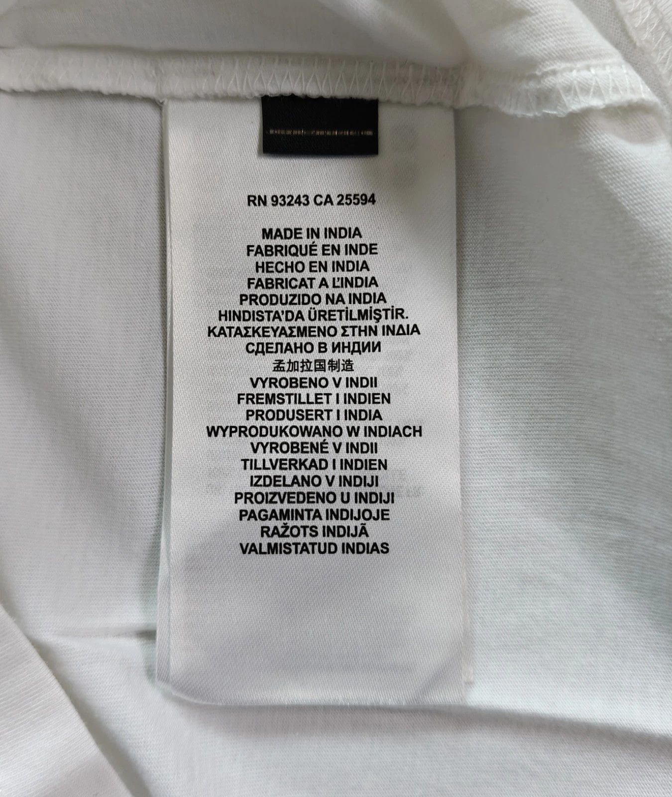 Diesel DIESEL White T-Shirt With Logo Patch FTP 4111 Size US XS / EU 42 / 0 - 6 Thumbnail