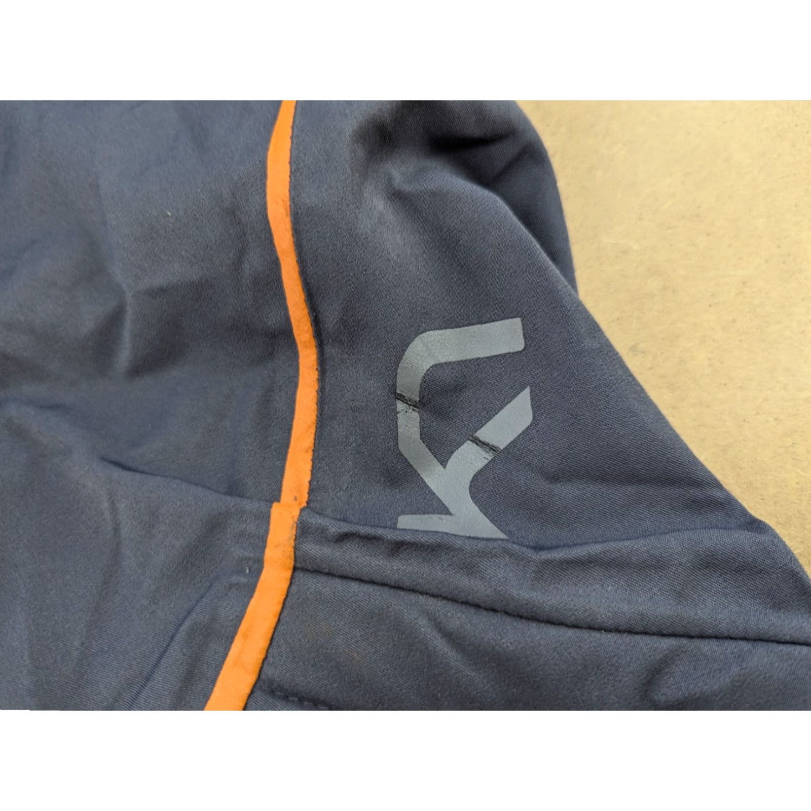 Patagonia Patagonia Pants Womens Nuns&Knockouts Ski Snow Padded Gray 32in Inseam M Size Clothing Size 32" / US 10 / IT 46 - 3 Thumbnail