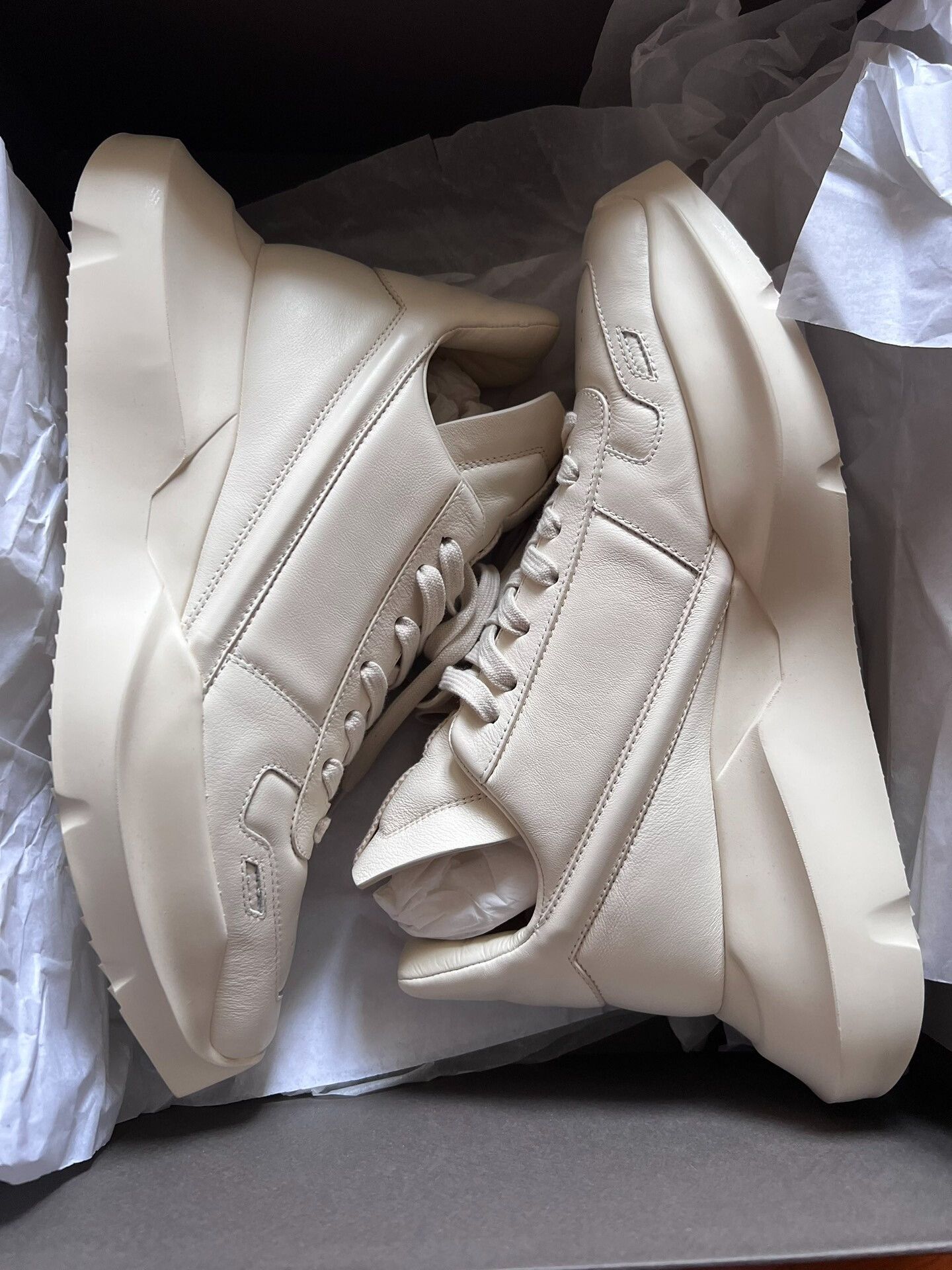 Rick Owens Rick Owens Runner Low-Top Sneakers Size US 8 / EU 41 - 1 Thumbnail