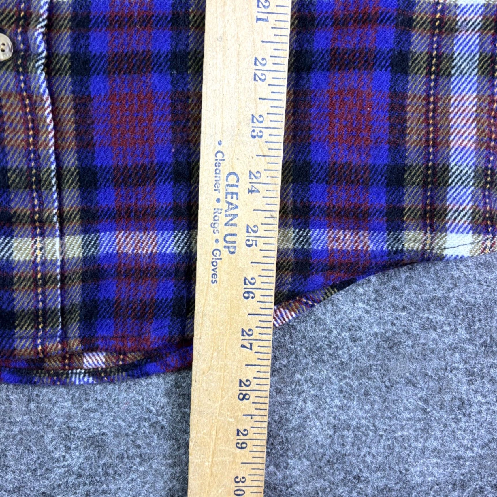 Vintage VINTAGE Saugatuck Dry Goods Plaid Flannel Shirt Lined Mens M Purple 90s Casual Workwear Button-Up Size US M / EU 48-50 / 2 - 5 Thumbnail