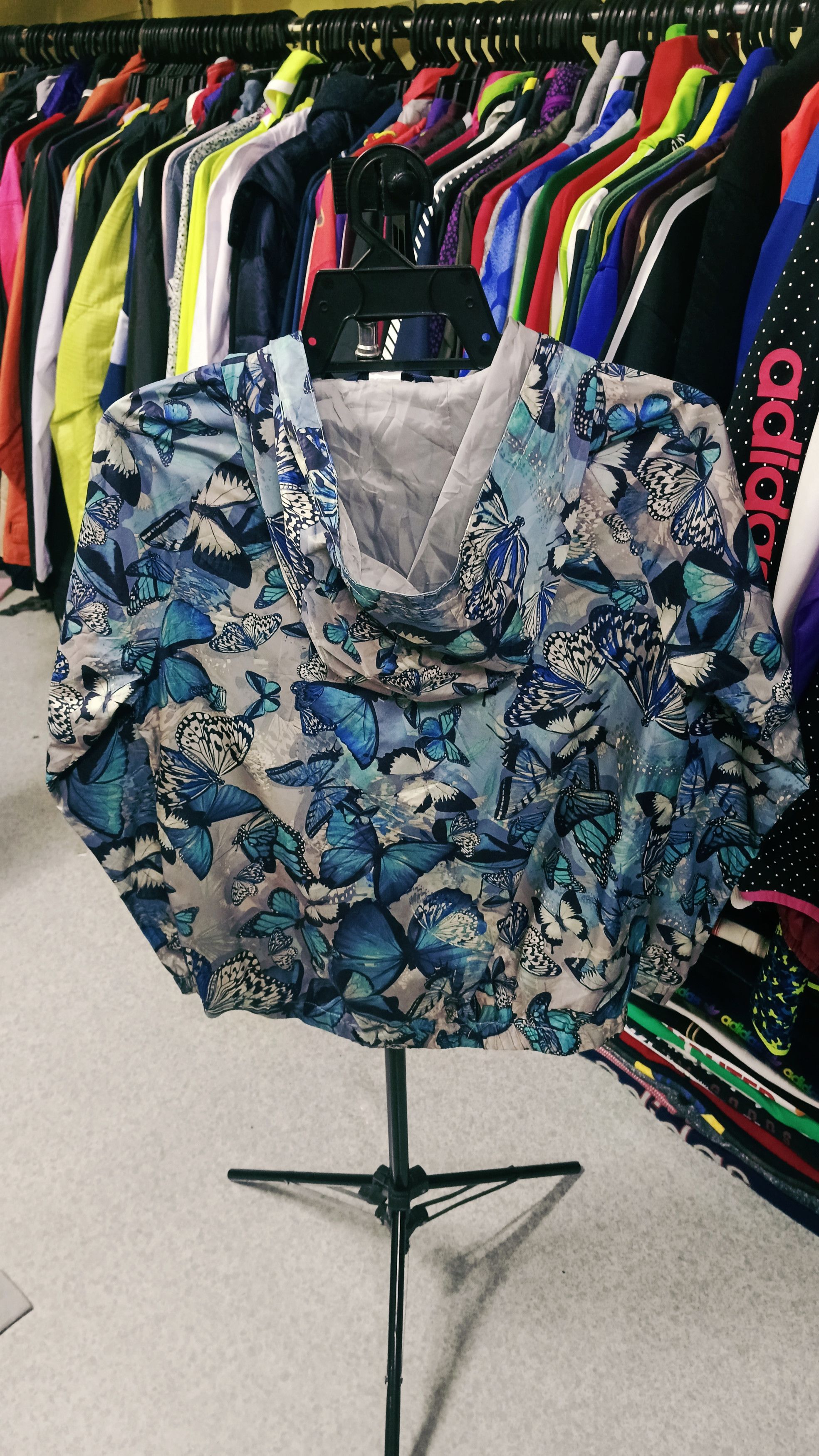 Gap GapFit Butterfly Full Print Windbreaker Size S / US 4 / IT 40 - 2 Thumbnail