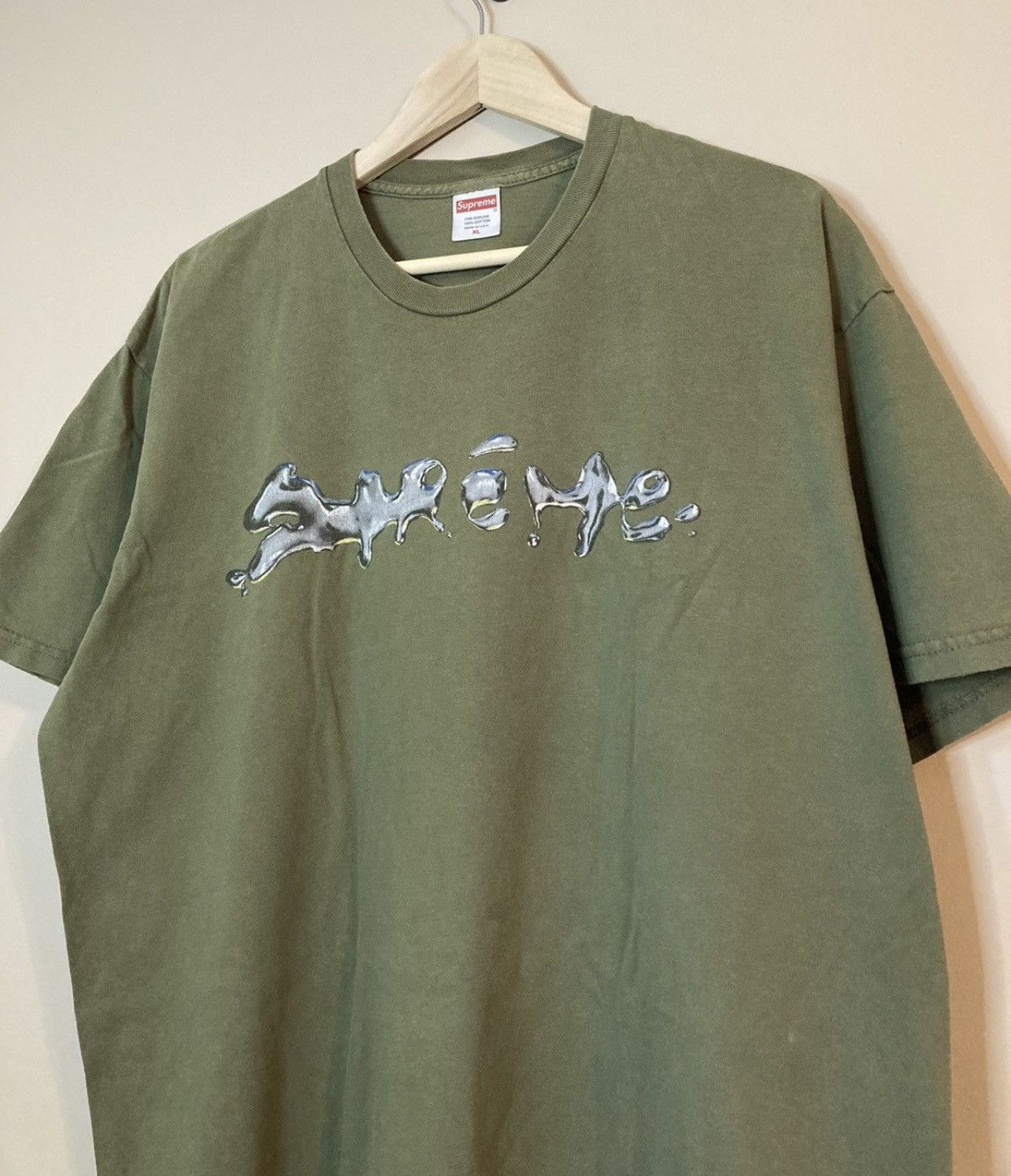 Supreme Supreme liquid logo FW18 Size US XL / EU 56 / 4 - 1 Thumbnail