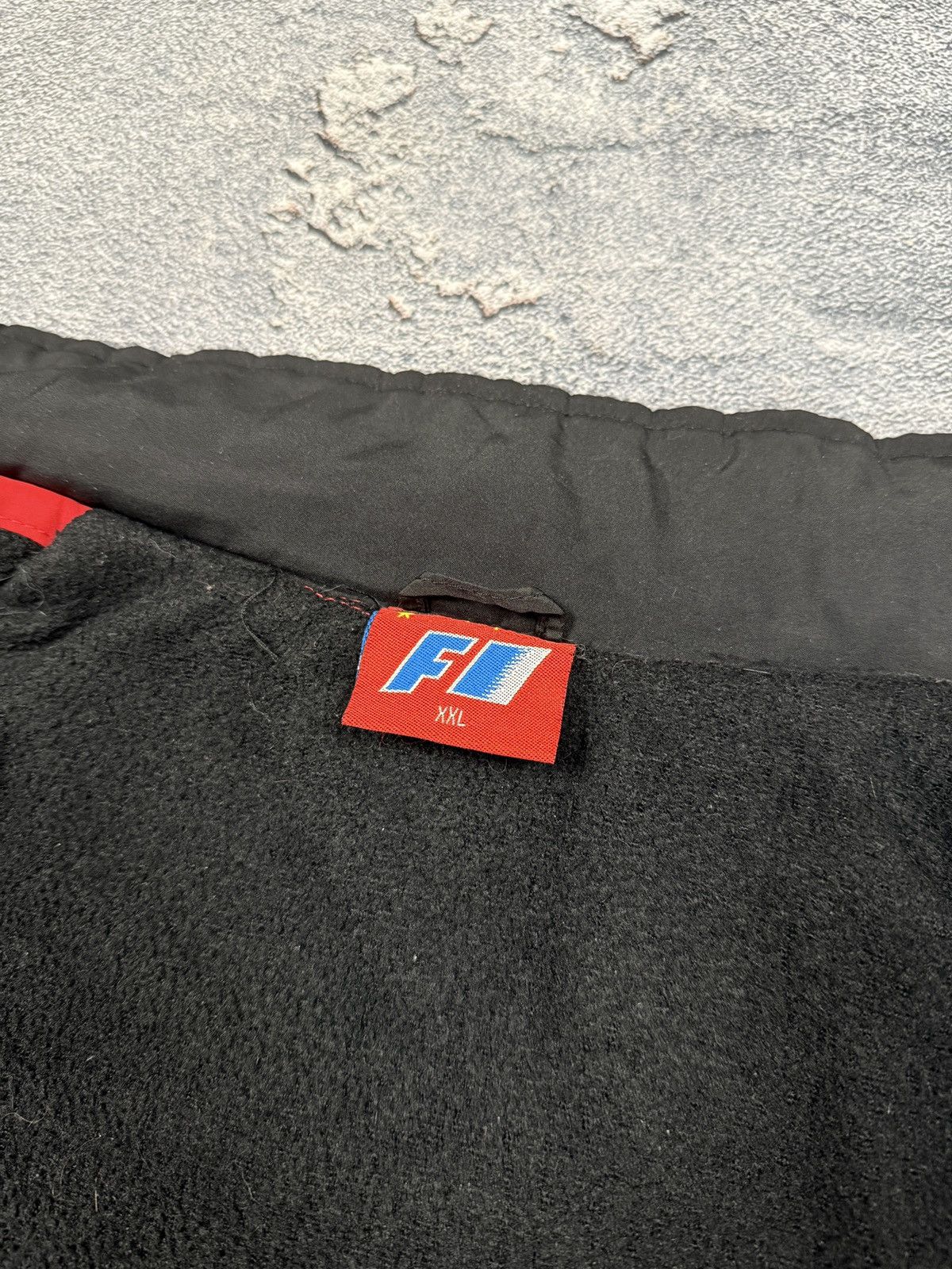 Ferrari Ferarri Marlboro Racing Jacket Y2K Size US L / EU 52-54 / 3 - 8 Thumbnail