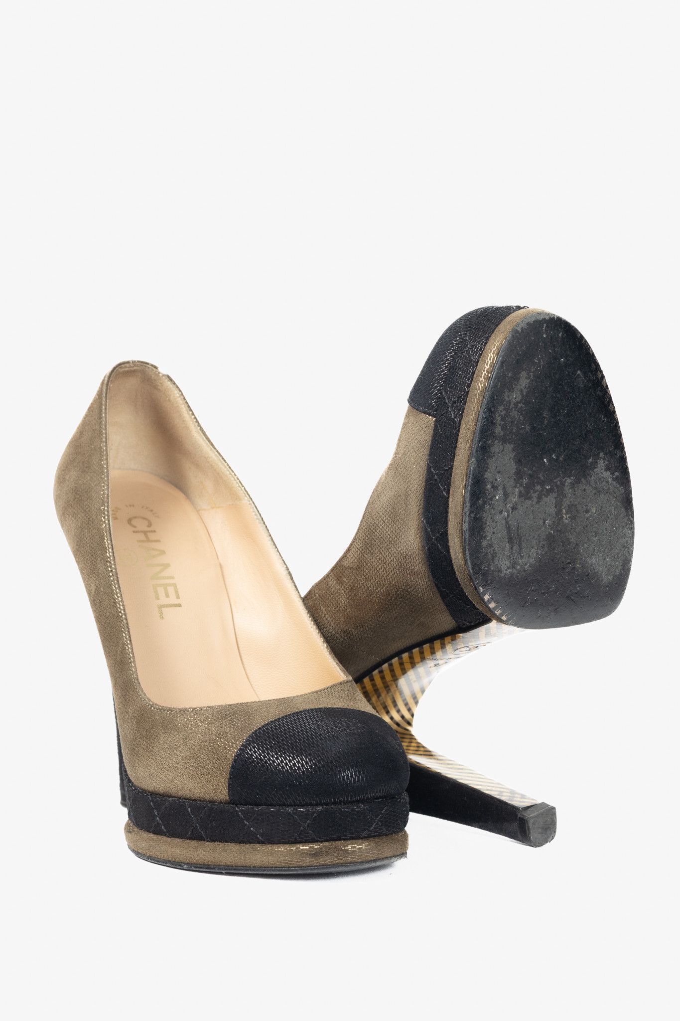 Chanel Chanel 12A Khaki & Noir Suede Cap-Toe Pumps Size US 6.5 / IT 36.5 - 4 Thumbnail